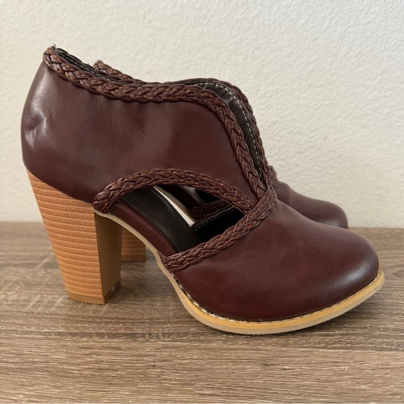 Brown Braided Faux Leather Block Heel Ankle Booties, Size 37 - Picture 1 of 6